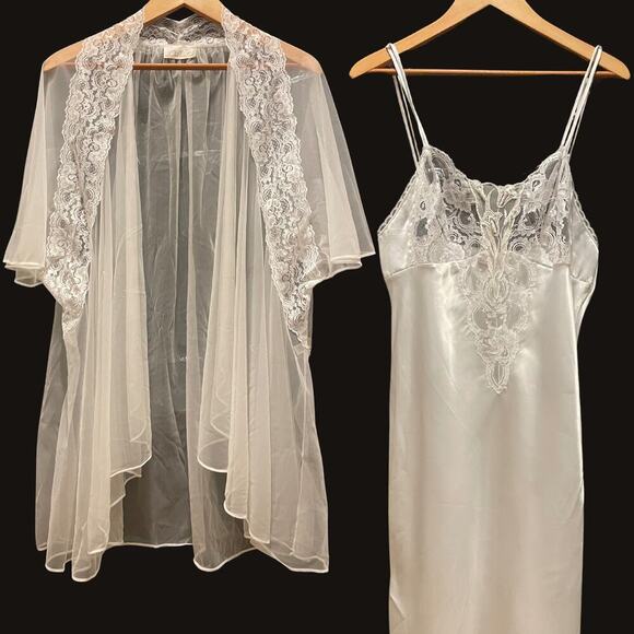 Vintage White Bridal Nightgown & Robe SetLace Sheer Beaded Medium Boudoir